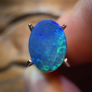 Dad Wildcard! 0.6cts - Australian Boulder Opal Doublet