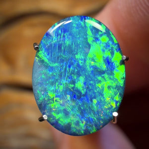 2.1cts - Lightning Ridge Opal Doublet