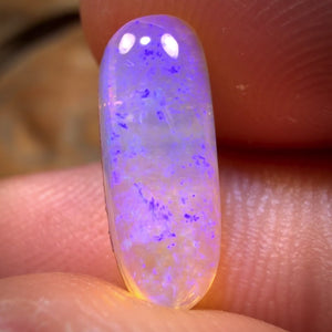 🔨 AUCTION 🔨 2cts - Purple Solid Australian Boulder Pipe Crystal Opal