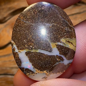 🔨 AUCTION 🔨 No Reserve 35.4cts - “Zig Zag”Queensland Boulder Seam Opal