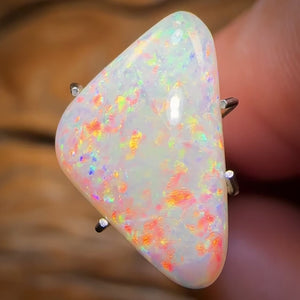 Auction Fall-Through = Your Gain! 🔥 Now More Than 50% Off RRP 🚨 3.3cts - South Australian White Opal