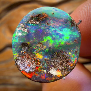 8.9cts - Top Australian Boulder Seam Opal from Winton