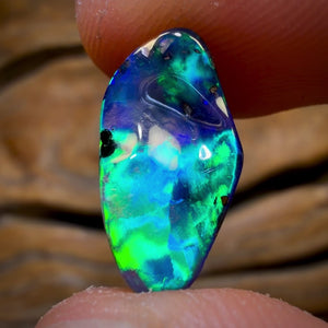 5.15cts - ‘Green Wave’ GEM Queensland Boulder Seam Opal