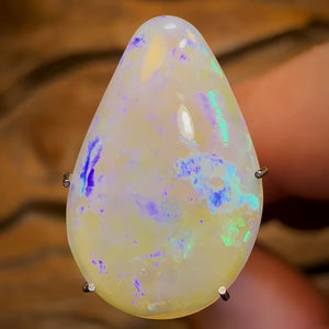 3.45cts - Lightning Ridge Crystal Opal
