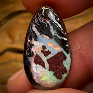 19.5cts - Queensland Black Boulder Opal from Koroit Crystal Center