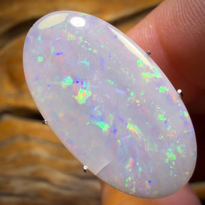 Half Price Card ! 6.8cts - Rare Mintabie Australian Dark Opal inclusions