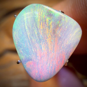 Mad Wild Card ! 4.1cts - Queensland Boulder Seam Opal from Opalton