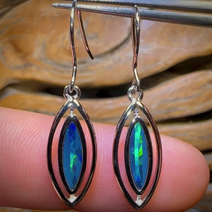 Ohrhaken aus Sterlingsilber mit australischem Boulder-Opal-Doublet