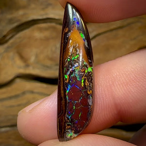 13.7cts - Australian Boulder Opal. Electric Sail Tribal Pattern