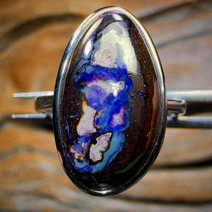 TRIBAL MUMMY Sterling Silver - Solid Yowah Nut Kernel with Tribal Pattern Opal Ring