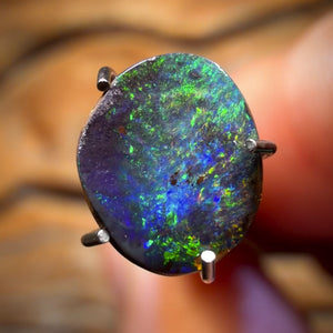 1.25cts - Queensland Boulder Seam Opal. Australian Opal