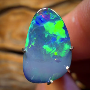 1,95 Karat - Australischer Boulderopal-Doublet