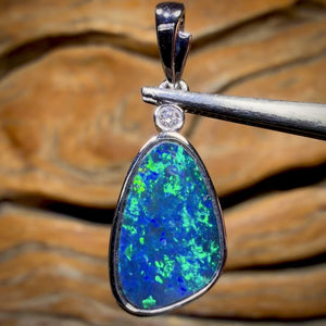 14k White Gold - Queensland Boulder Opal Doublet Pendant Bargain Classic