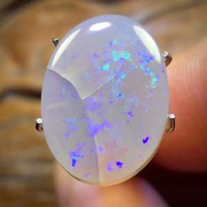 🔨 AUCTION 🔨 No Reserve  3.7cts - Rare Mintabie Australian Dark Opal
