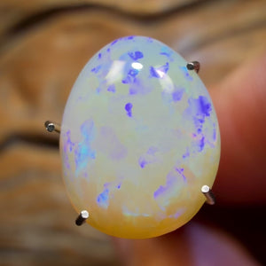 2.3cts - South Australian Light Opal