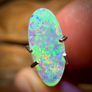 0.65cts - Lightning Ridge Dark Opal
