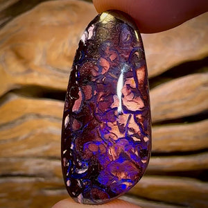 34.6cts - “Electric Purple” Tribal Queensland Boulder Opal from Yowah