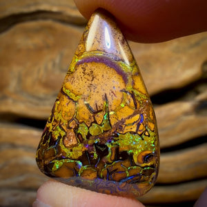 Half Price Card! 21.3cts - Very Rare Collectors Colour Golden Green Tribal Picture Stone Australian Boulder Opal from Yowah