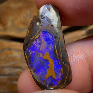 22.1cts - Yowah Nut Crystal Centre Deep Purple Opal Rub