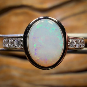 🔨 AUCTION 🔨 Sterling Silver - South Australian Crystal Opal Ring