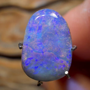 2.8cts - Queensland Boulder Seam Opal. Australian Opal